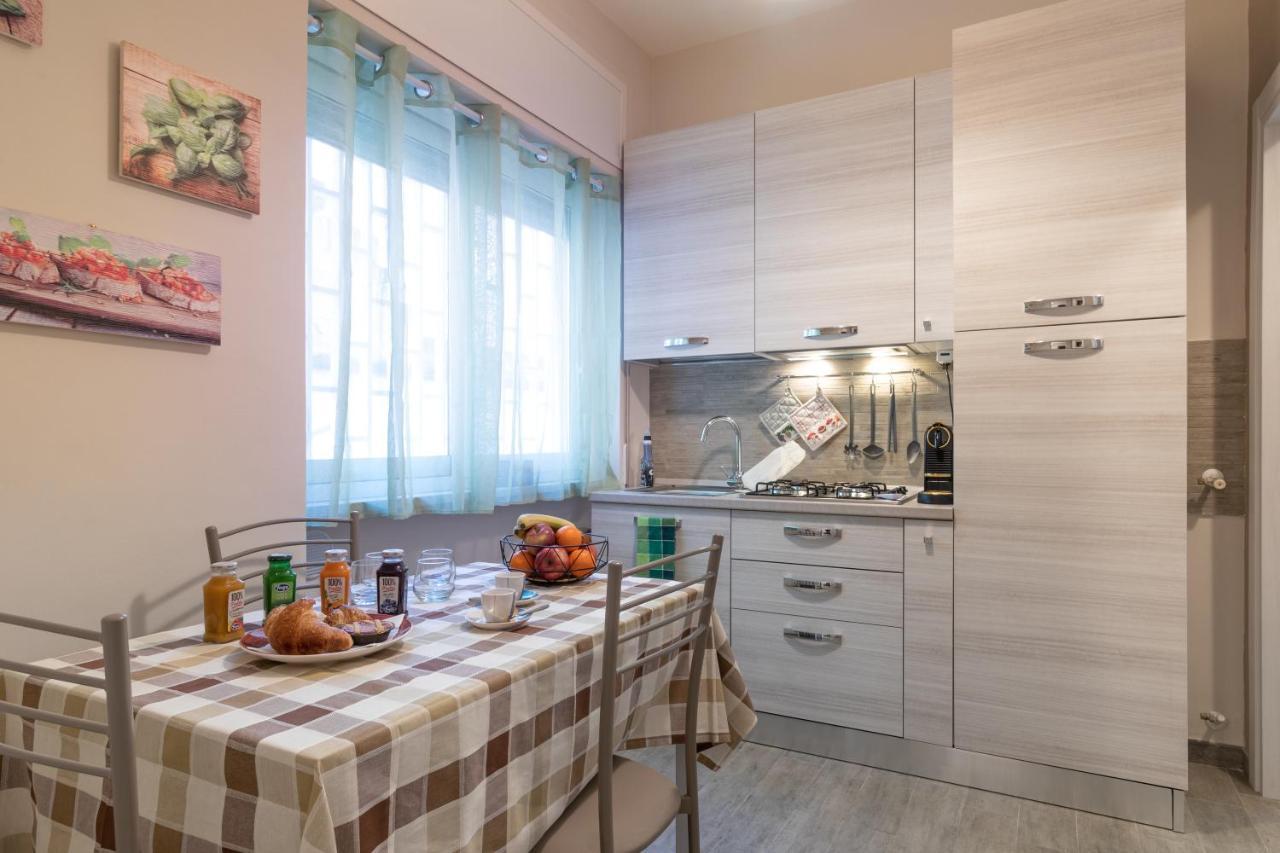 V B M Apartment Бари Екстериор снимка