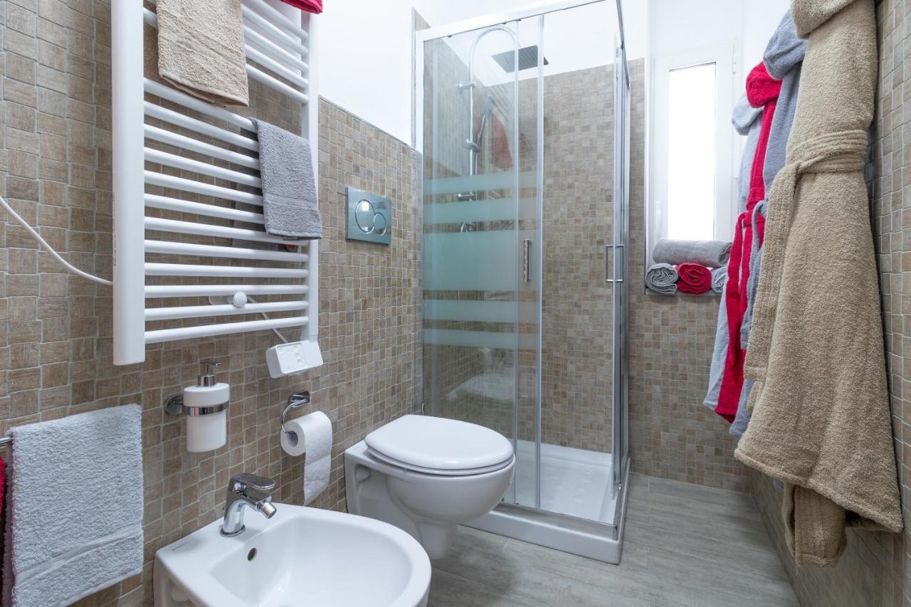 V B M Apartment Бари Екстериор снимка